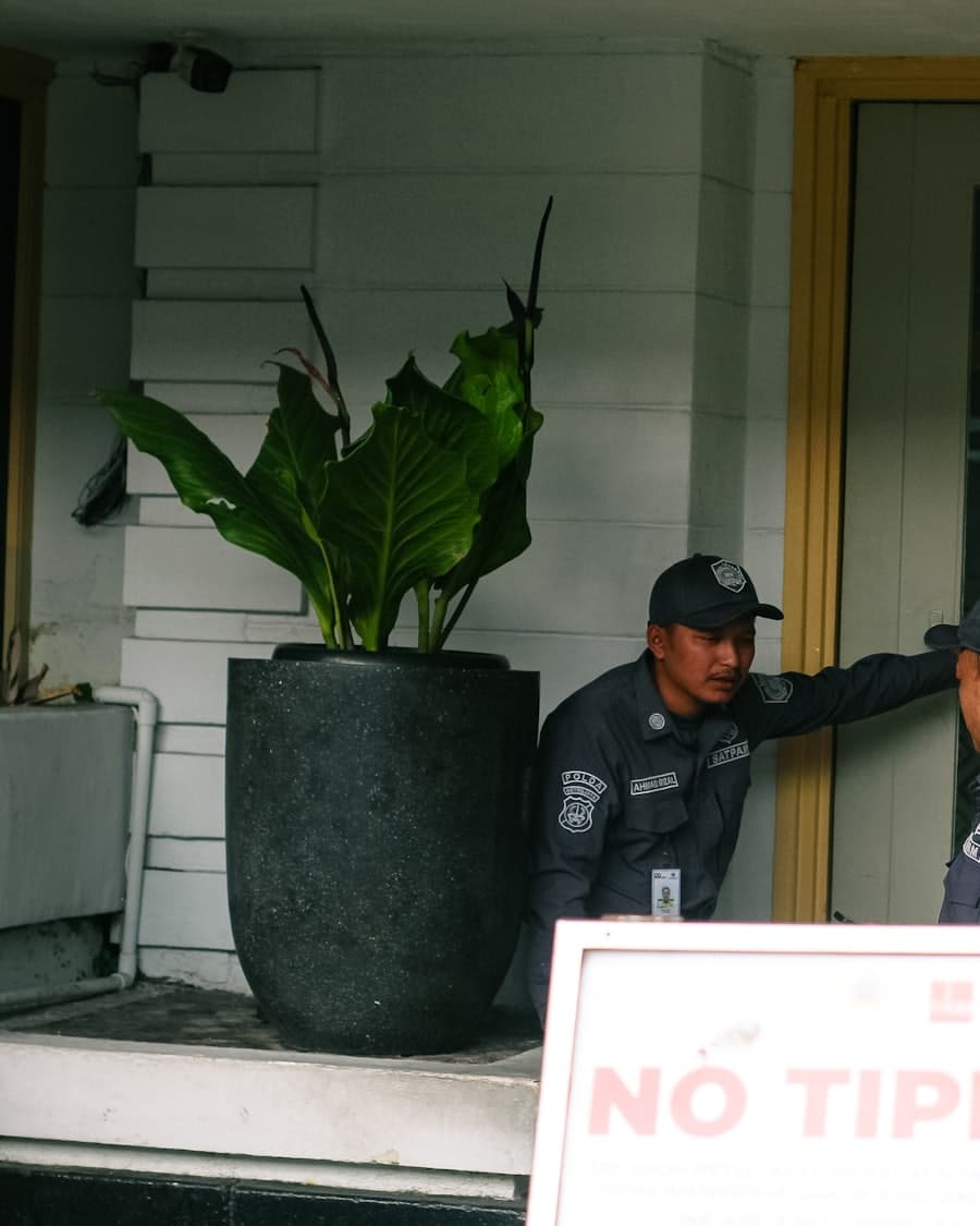 24x7 Security Service